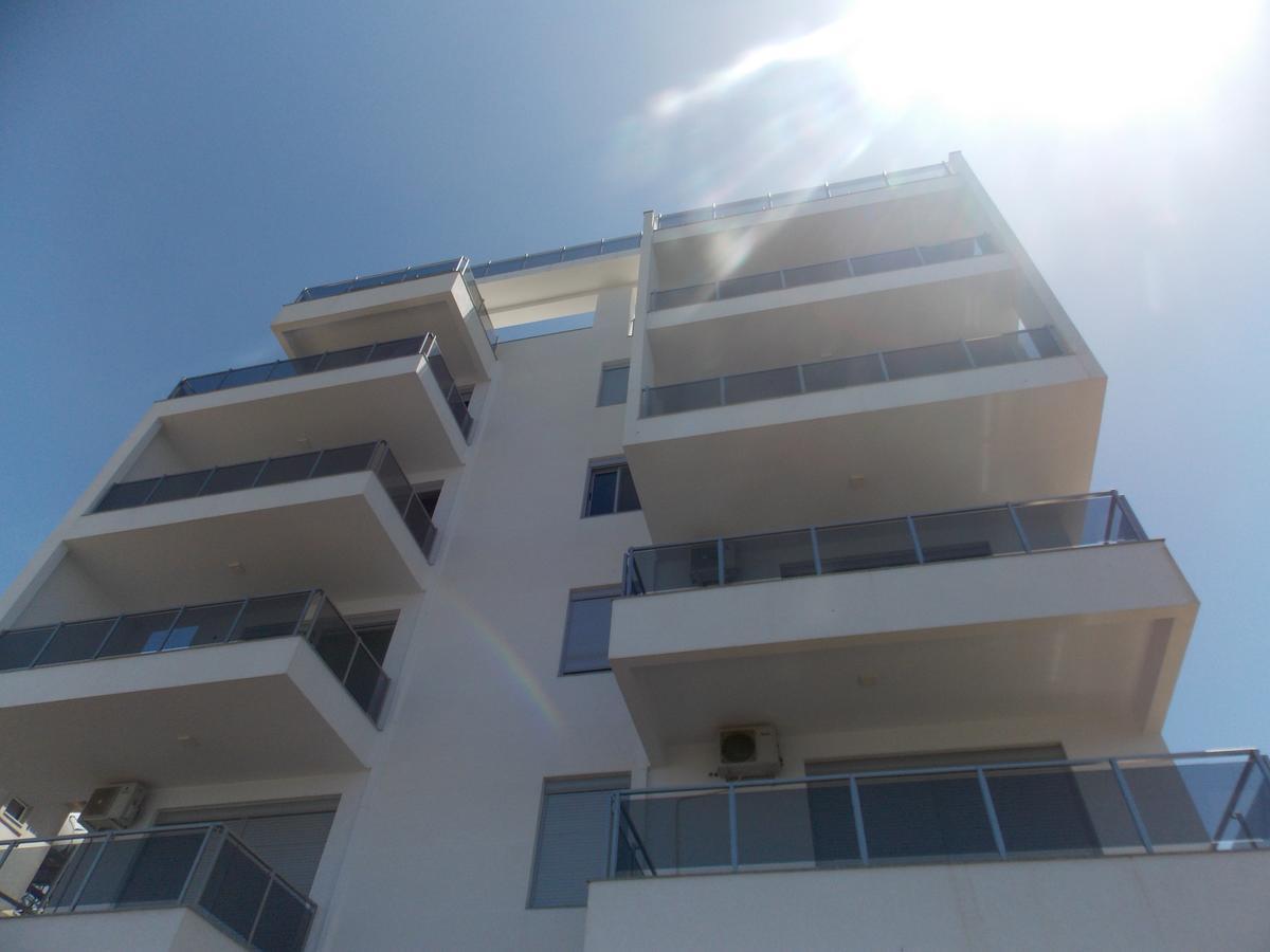 Elegance Apartment